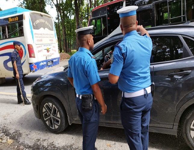 चाडपर्वमा हुन सक्ने गाडी दुर्घटना रोक्न चेकजाँच तीव्र