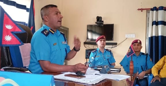 बारा प्रहरीको चाडपर्व सुरक्षा योजनाः एक हजार भन्दा बढी प्रहरी परिचालन, कुकुरबाट निगरानी