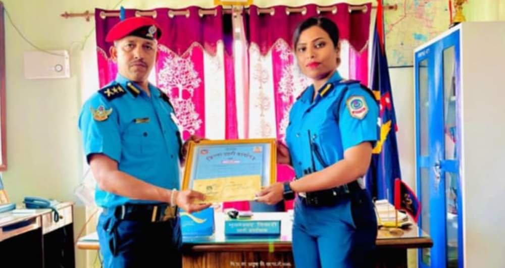 पुलिस अफ द मन्थ’ बनिन् इन्स्पेक्टर मिश्रा