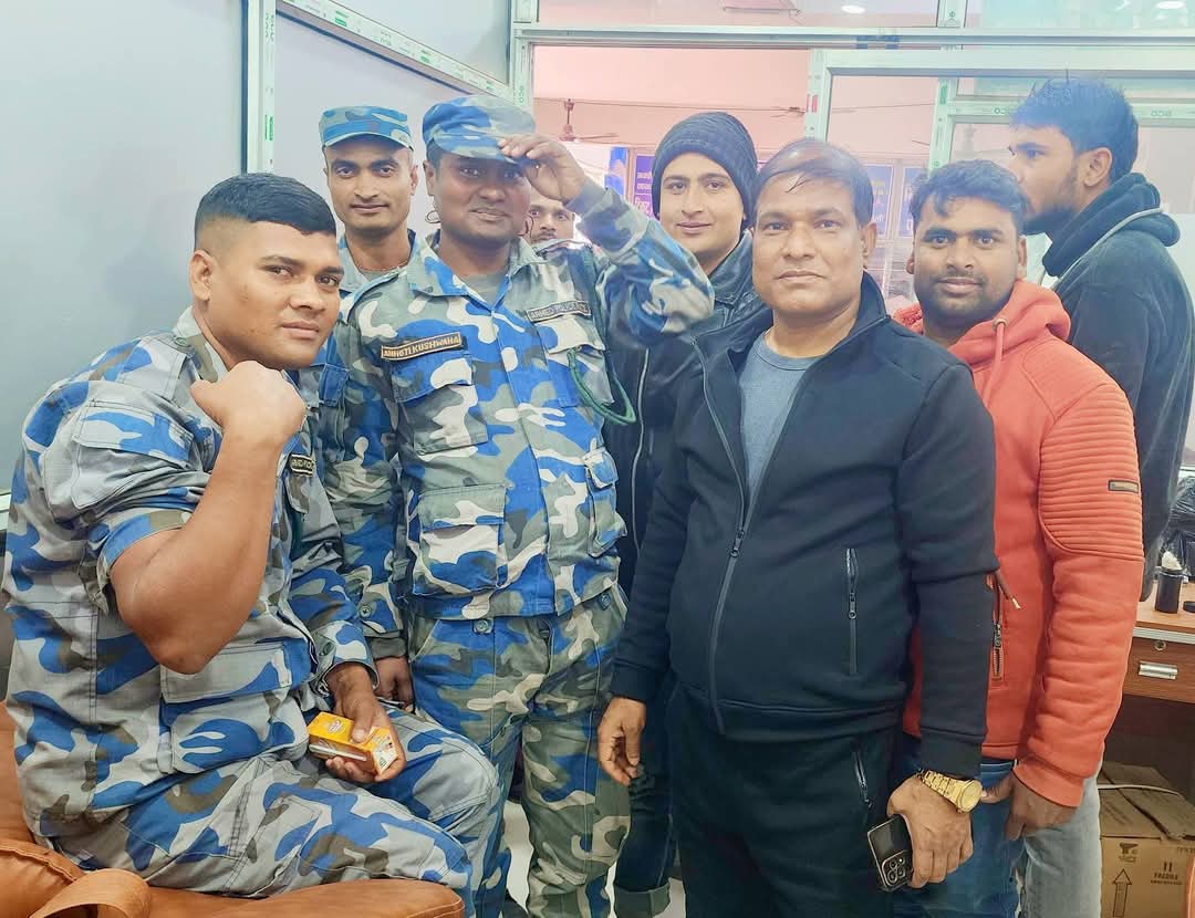 सशष्त्र प्रहरीले रगत दिएर बचाए सुत्केरीको ज्यान